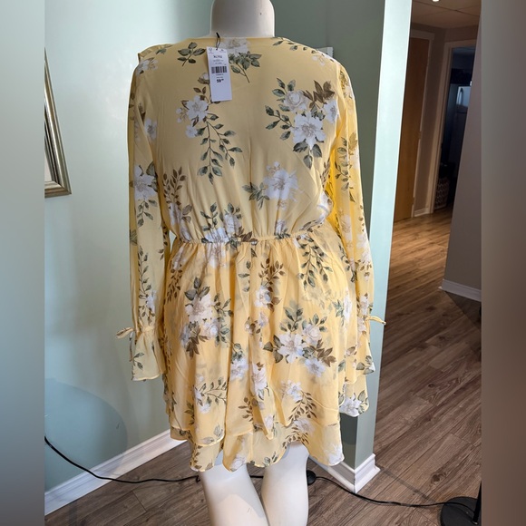 111. Suzy Shier Floral Yellow Ruffle Dress - Picture 4 of 7